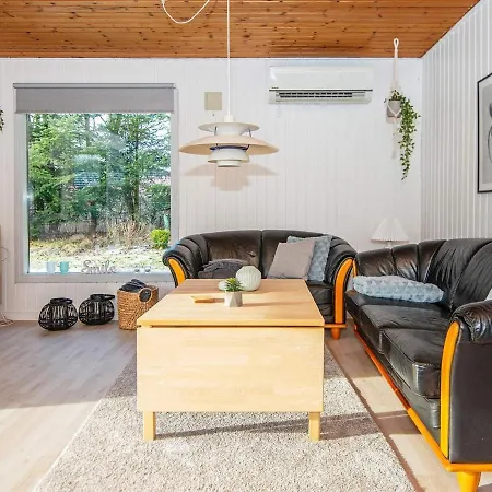 Holiday home 6 Person In *